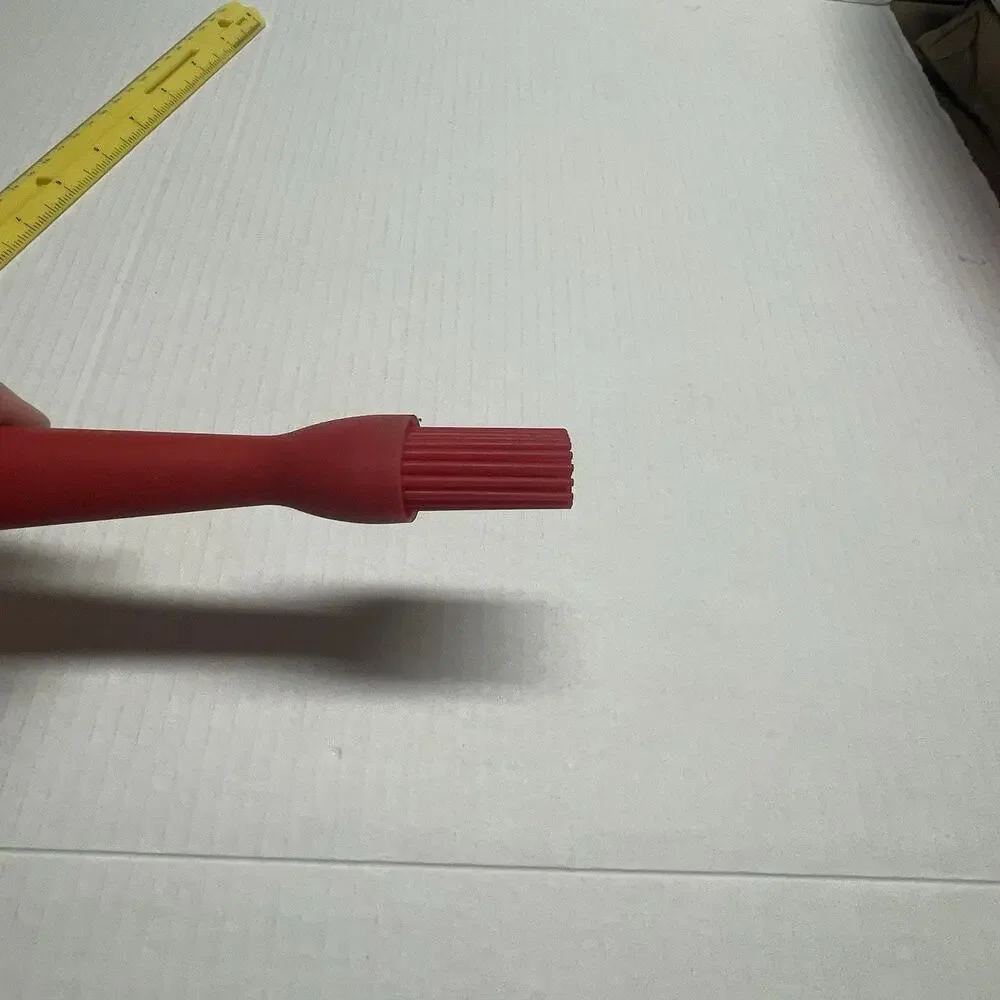 The Pampered Chef Basting Bottle Brush BBQ Barbecue Roaster Grill #2704